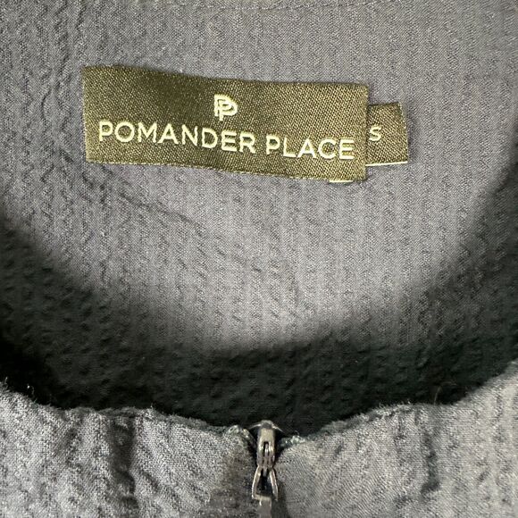 Pomander Place Tuckernuck Kieran Seersucker Blouse Navy Blue Size Small - Picture 5 of 7